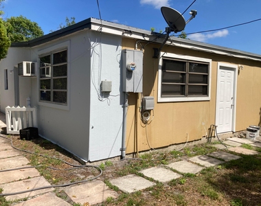 3630 Sw 46th Avenue - Photo Thumbnail 28