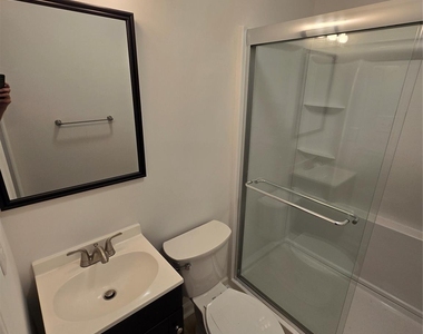 503 Sherman Street - Photo Thumbnail 7
