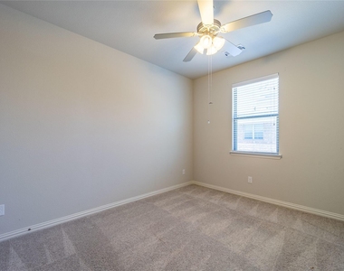 4666 Rhett Lane - Photo Thumbnail 27