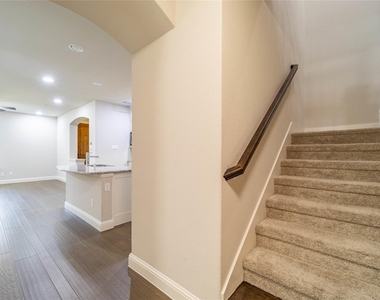 4666 Rhett Lane - Photo Thumbnail 15