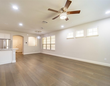 4666 Rhett Lane - Photo Thumbnail 2