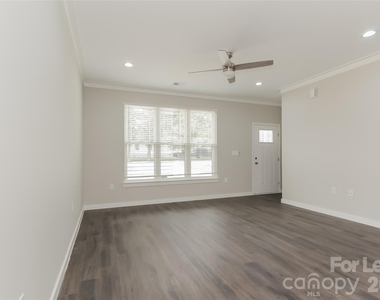 5417 Skycrest Drive - Photo Thumbnail 6