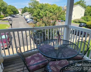 10522 Hill Point Court - Photo Thumbnail 15