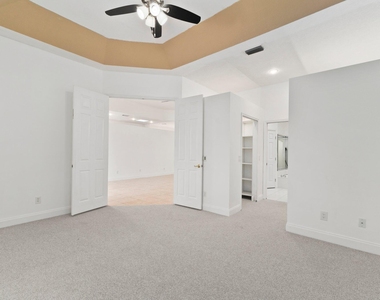 435 Sw Jefferson Circle - Photo Thumbnail 23