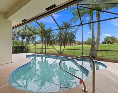 435 Sw Jefferson Circle - Photo Thumbnail 38