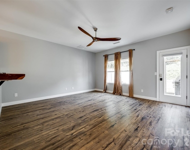 440 Battery Circle - Photo Thumbnail 10
