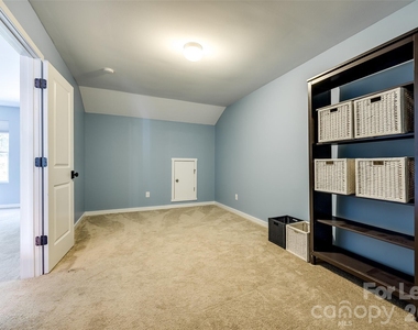 440 Battery Circle - Photo Thumbnail 23
