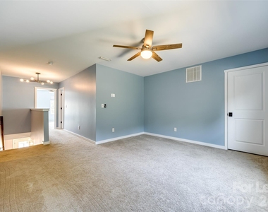 440 Battery Circle - Photo Thumbnail 22
