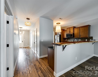 440 Battery Circle - Photo Thumbnail 9