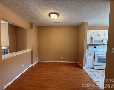 17428 Tuscany Lane - Photo Thumbnail 4
