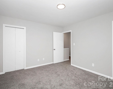 1233 Anderson Street - Photo Thumbnail 10