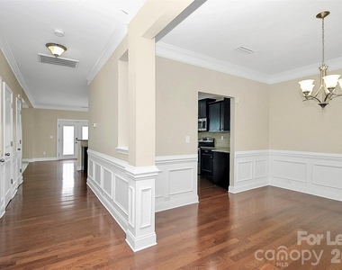 13523 Morgan Lee Avenue - Photo Thumbnail 4