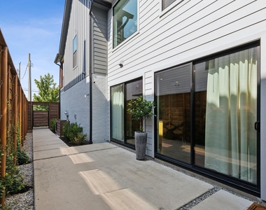 2004 Prairie Avenue - Photo Thumbnail 24