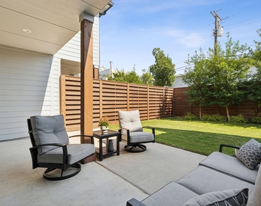 2004 Prairie Avenue - Photo Thumbnail 21