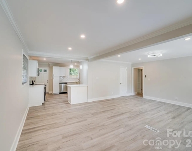 1719 Academy Street - Photo Thumbnail 12