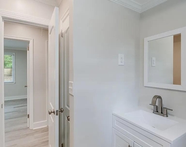 1719 Academy Street - Photo Thumbnail 8