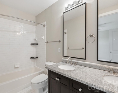 1101 W 1st Street - Photo Thumbnail 33