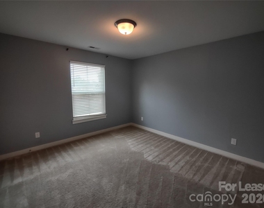 10474 Black Locust Lane - Photo Thumbnail 21