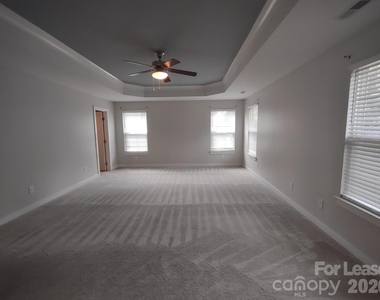 10474 Black Locust Lane - Photo Thumbnail 16