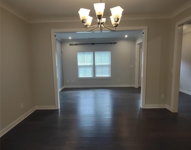 10474 Black Locust Lane - Photo Thumbnail 5