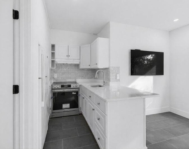 3720 Morton Avenue - Photo Thumbnail 6