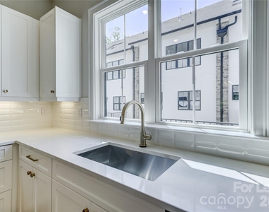 1107 Parkside Greenway Drive - Photo Thumbnail 13