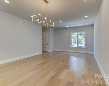 1107 Parkside Greenway Drive - Photo Thumbnail 22