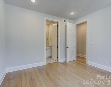 1107 Parkside Greenway Drive - Photo Thumbnail 36