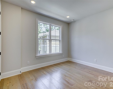 1107 Parkside Greenway Drive - Photo Thumbnail 33