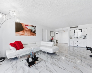 3589 S Ocean Boulevard - Photo Thumbnail 2