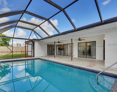 6846 Bianchini Circle - Photo Thumbnail 19
