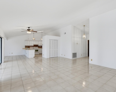 6846 Bianchini Circle - Photo Thumbnail 3