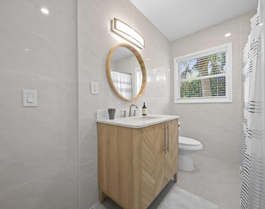 1714 N Palmway - Photo Thumbnail 5
