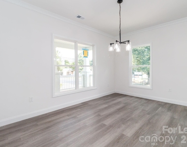 307 E Arch Street - Photo Thumbnail 13