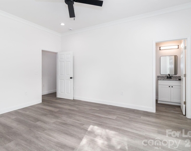 307 E Arch Street - Photo Thumbnail 24