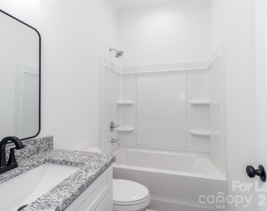 307 E Arch Street - Photo Thumbnail 31