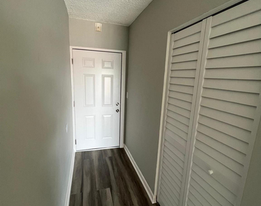 2605 Nw 135th Street - Photo Thumbnail 10