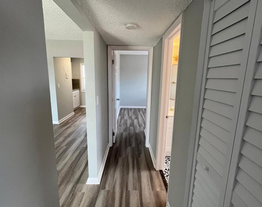 2605 Nw 135th Street - Photo Thumbnail 8