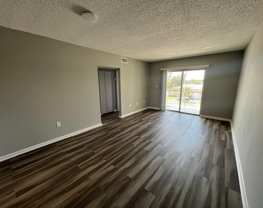 2605 Nw 135th Street - Photo Thumbnail 2