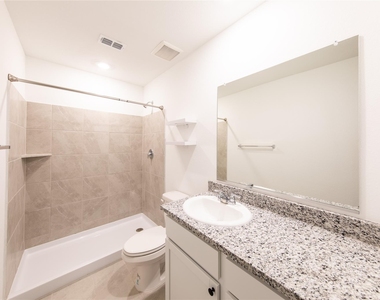 230 Sunflower Street - Photo Thumbnail 4