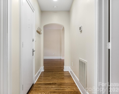 924 Monticello Terrace Terrace - Photo Thumbnail 13