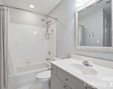 19512 Topgallant Drive - Photo Thumbnail 35