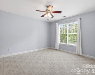 19512 Topgallant Drive - Photo Thumbnail 36
