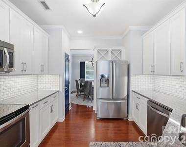 19512 Topgallant Drive - Photo Thumbnail 17