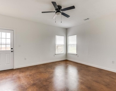 1020 Burnett Boulevard - Photo Thumbnail 13