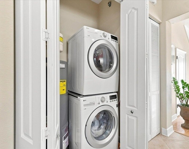 701 Sw 147th Avenue - Photo Thumbnail 10