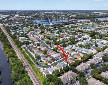 4131 Eastridge Circle - Photo Thumbnail 41