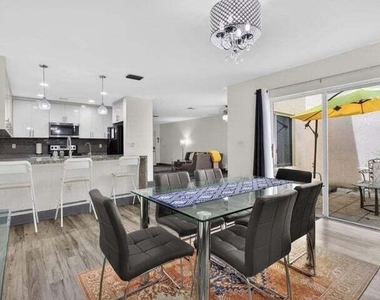 4131 Eastridge Circle - Photo Thumbnail 7