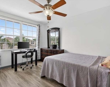4131 Eastridge Circle - Photo Thumbnail 14