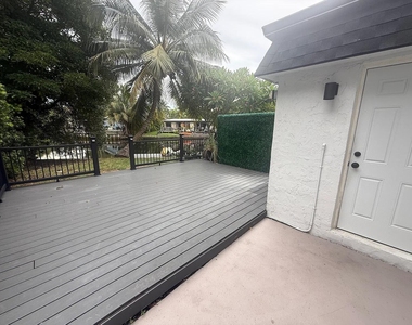 1728 Ne 2nd Avenue - Photo Thumbnail 19